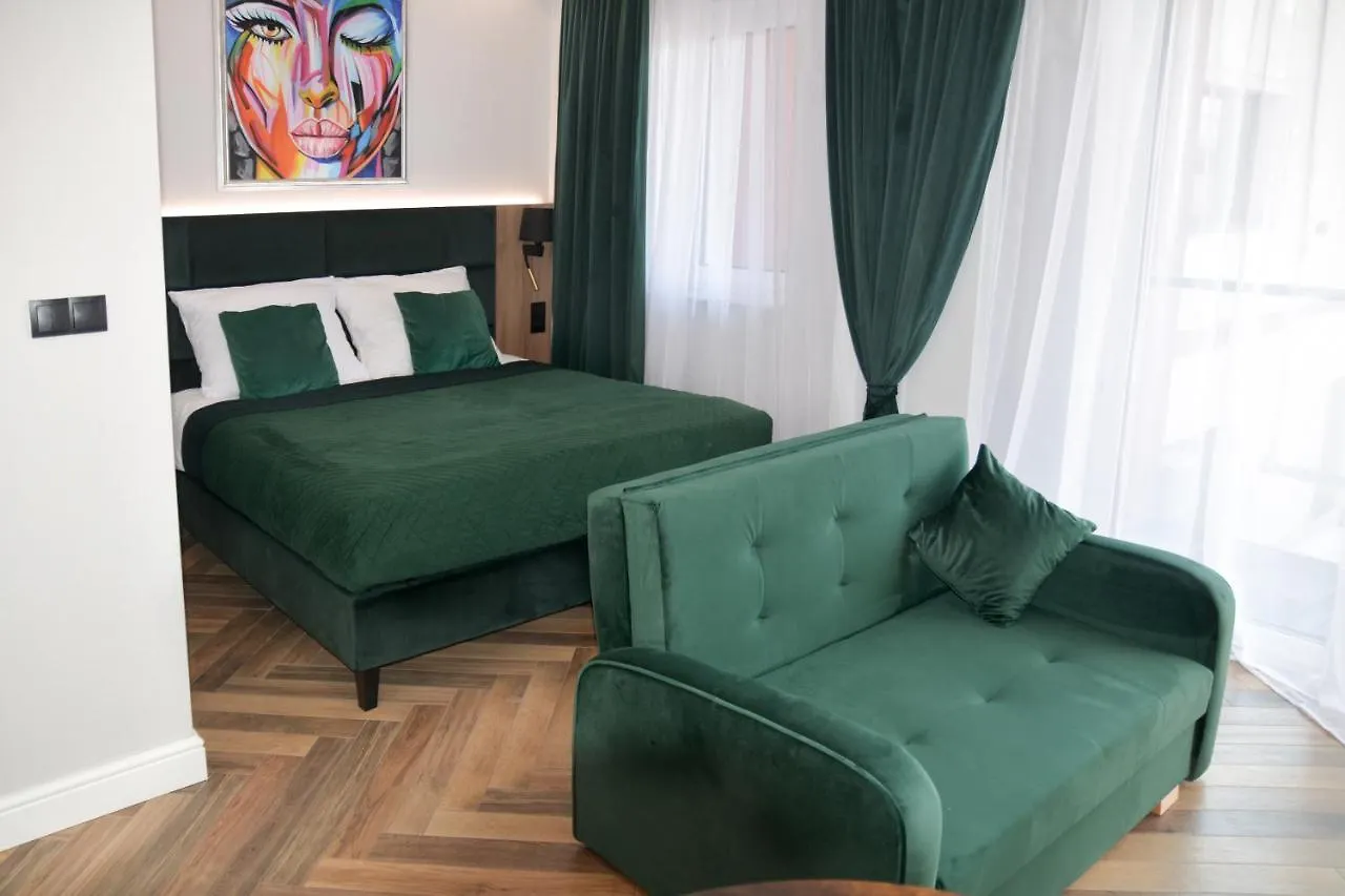 Glam Apartments Teczowa 31A - Free Parking & Wifi 브로츠와프